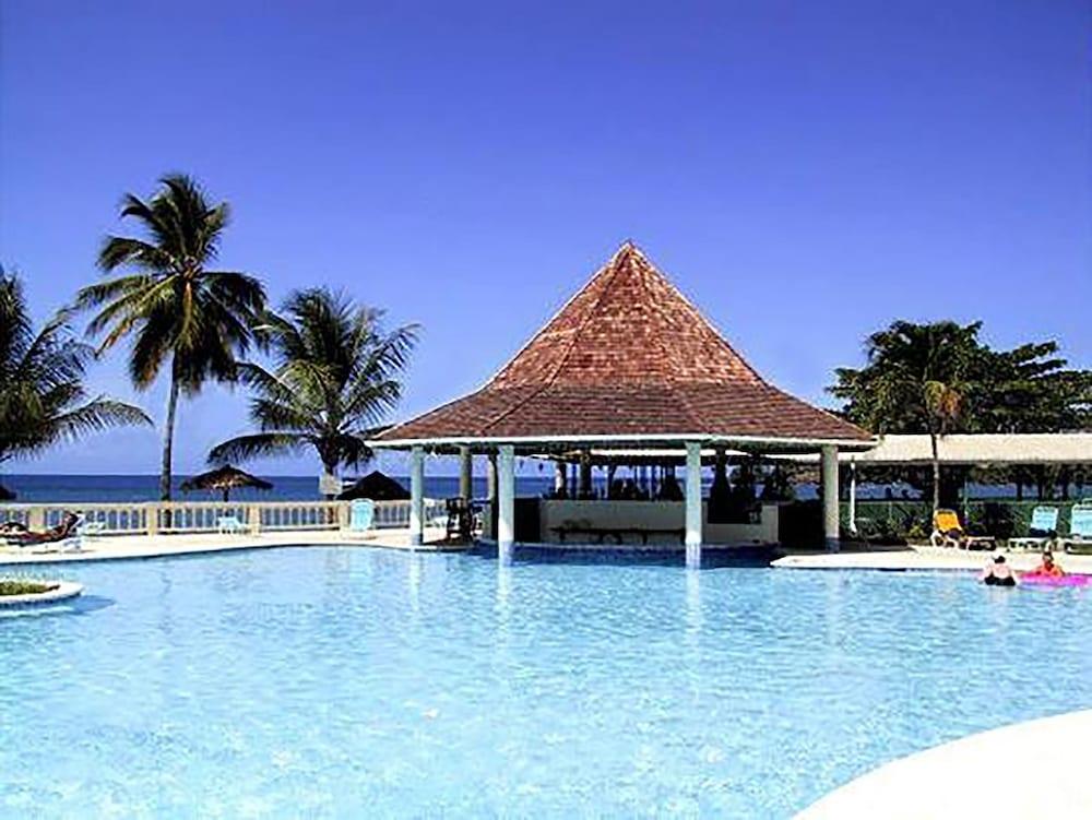 Starfish Tobago Hotell Black Rock Exteriör bild